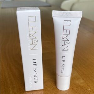 Eleman Beauty Lip Scrub – Exfoliating Treatment